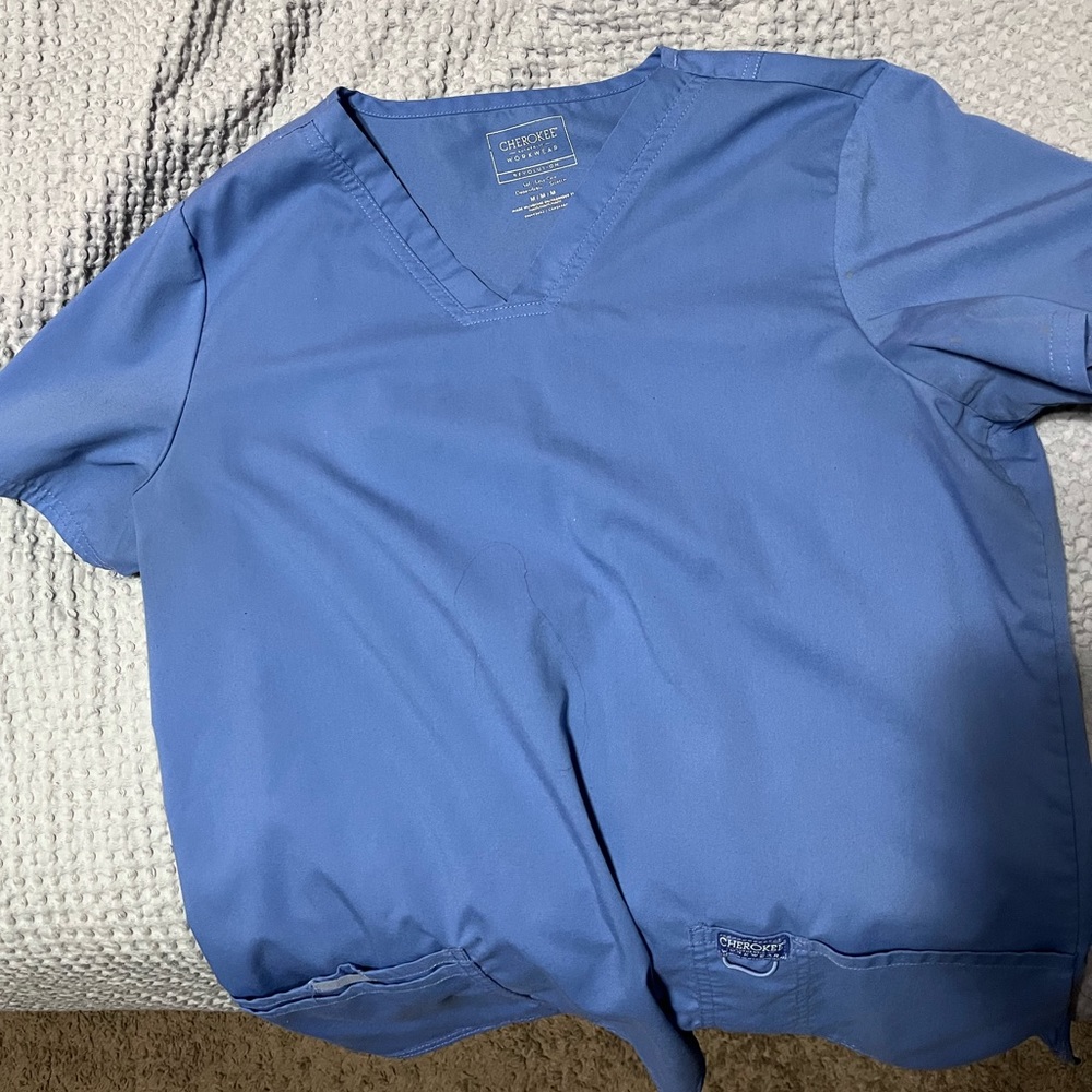 Scrub top